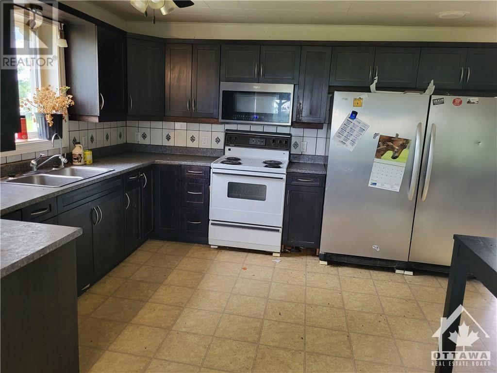 18561 County 43 Road, North Glengarry, Ontario  K0C 1B0 - Photo 14 - X10442482