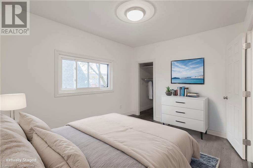 30 Graham Avenue N, Hamilton, Ontario  L8H 4J7 - Photo 14 - 40679078