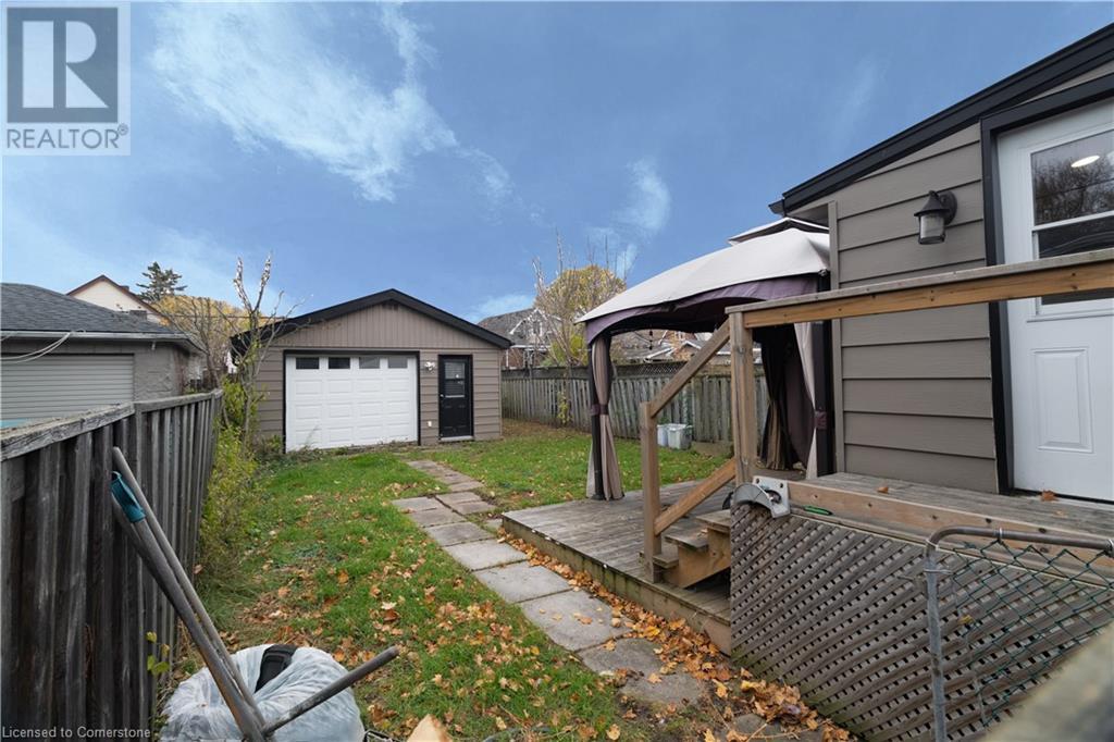 30 Graham Avenue N, Hamilton, Ontario  L8H 4J7 - Photo 24 - 40679078