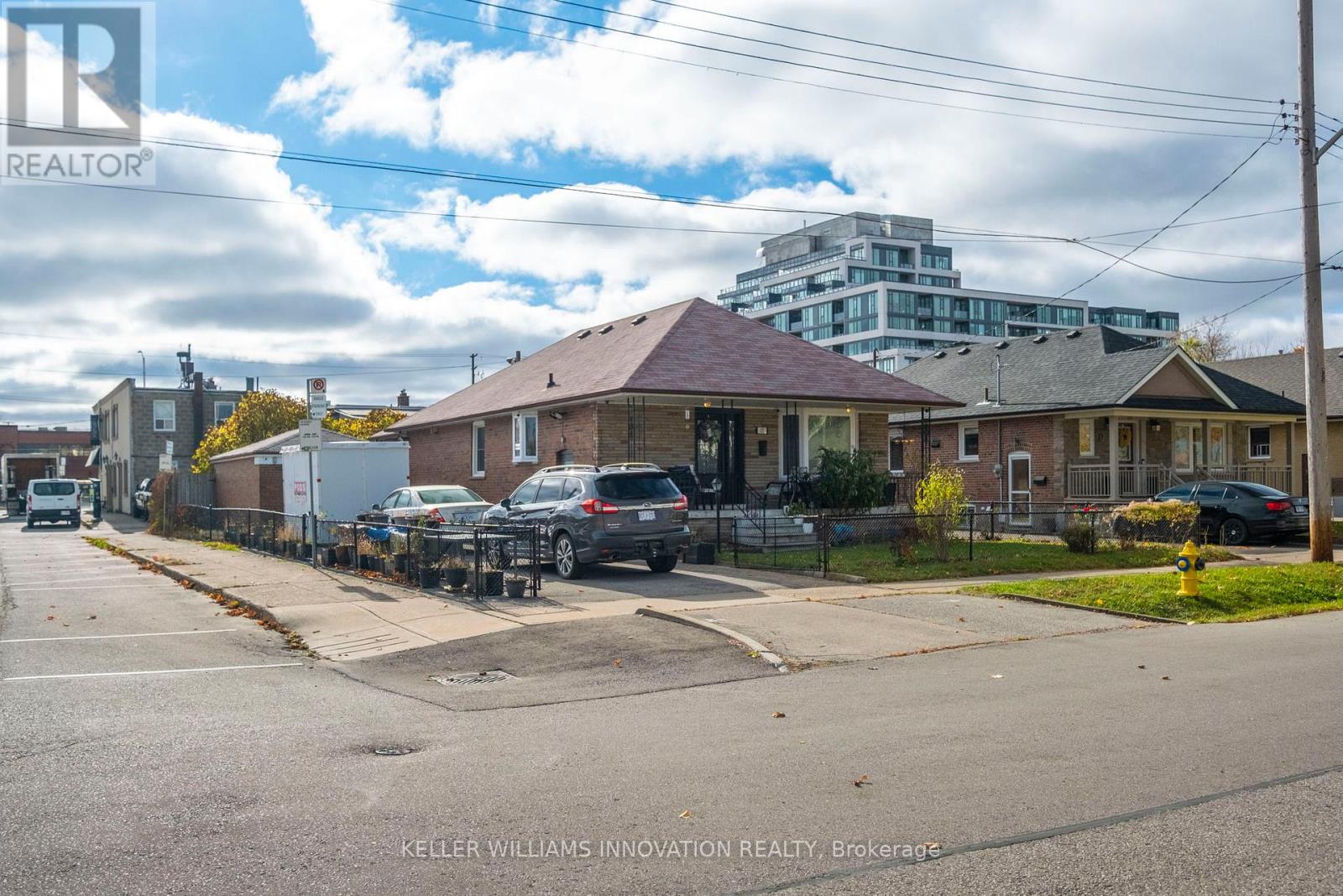 15 Rosewood Avenue, Toronto (Stonegate-Queensway), Ontario  M8Z 1X5 - Photo 32 - W10441331