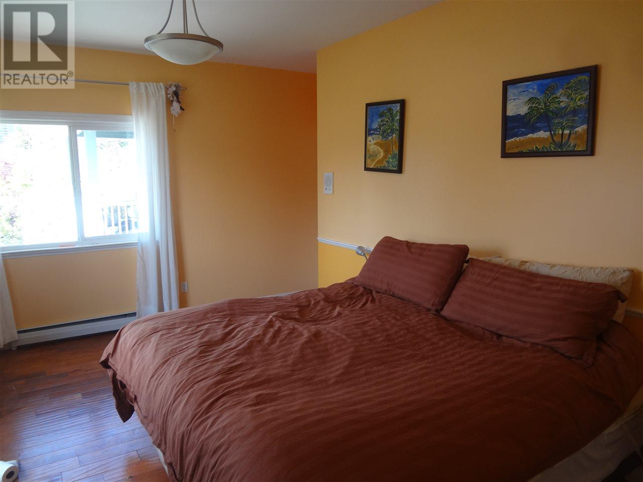 7280 15th Avenue, Burnaby, British Columbia  V3N 4Z7 - Photo 11 - R2272639