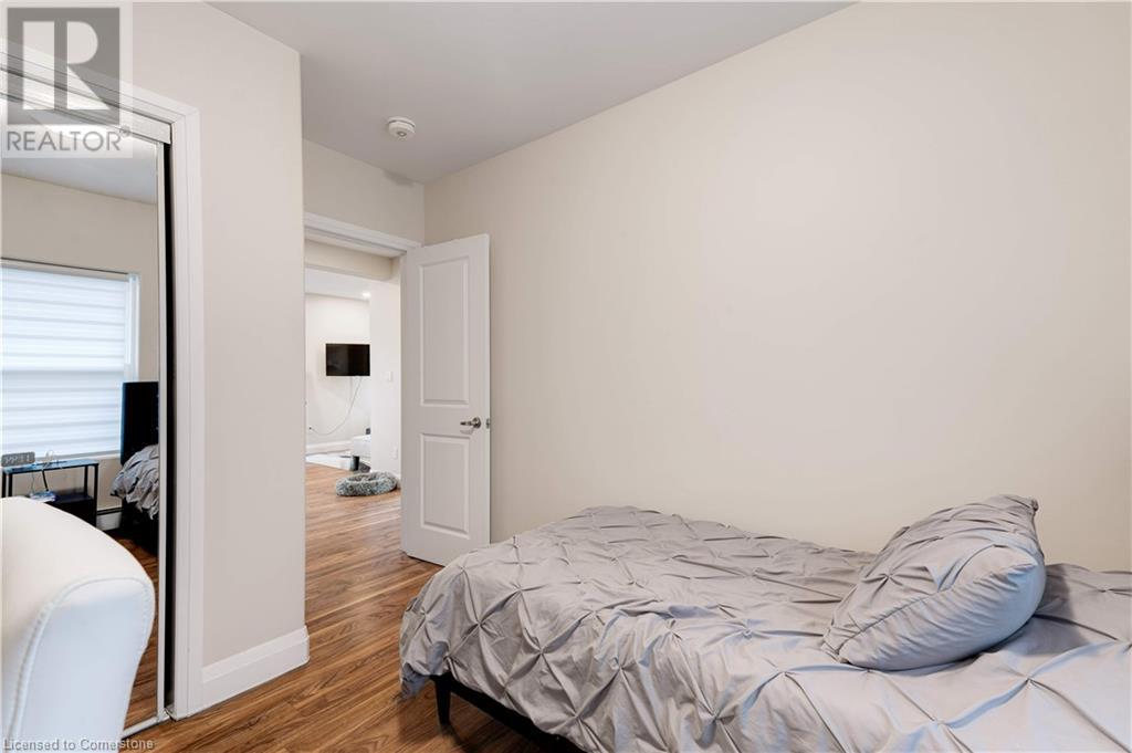 152 Sanford Avenue SHamilton, Ontario  L8M 2G9 - Photo 24 - 40679772