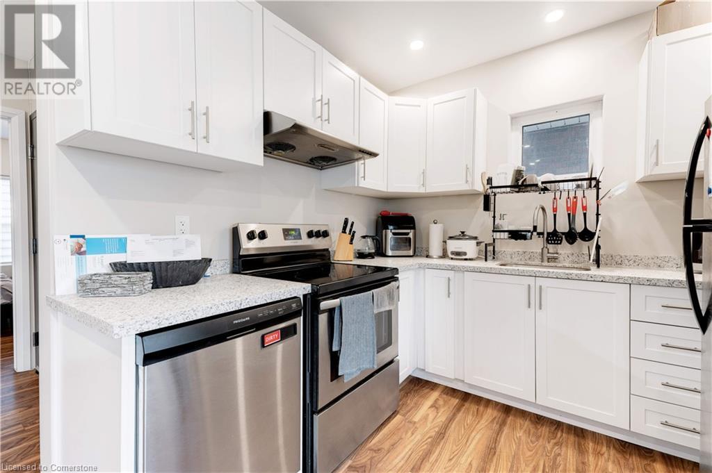 152 Sanford Avenue SHamilton, Ontario  L8M 2G9 - Photo 33 - 40679772