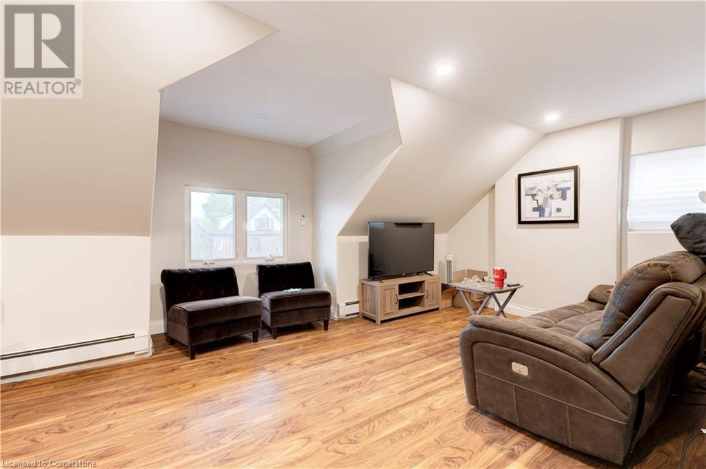 152 Sanford Avenue SHamilton, Ontario  L8M 2G9 - Photo 45 - 40679772