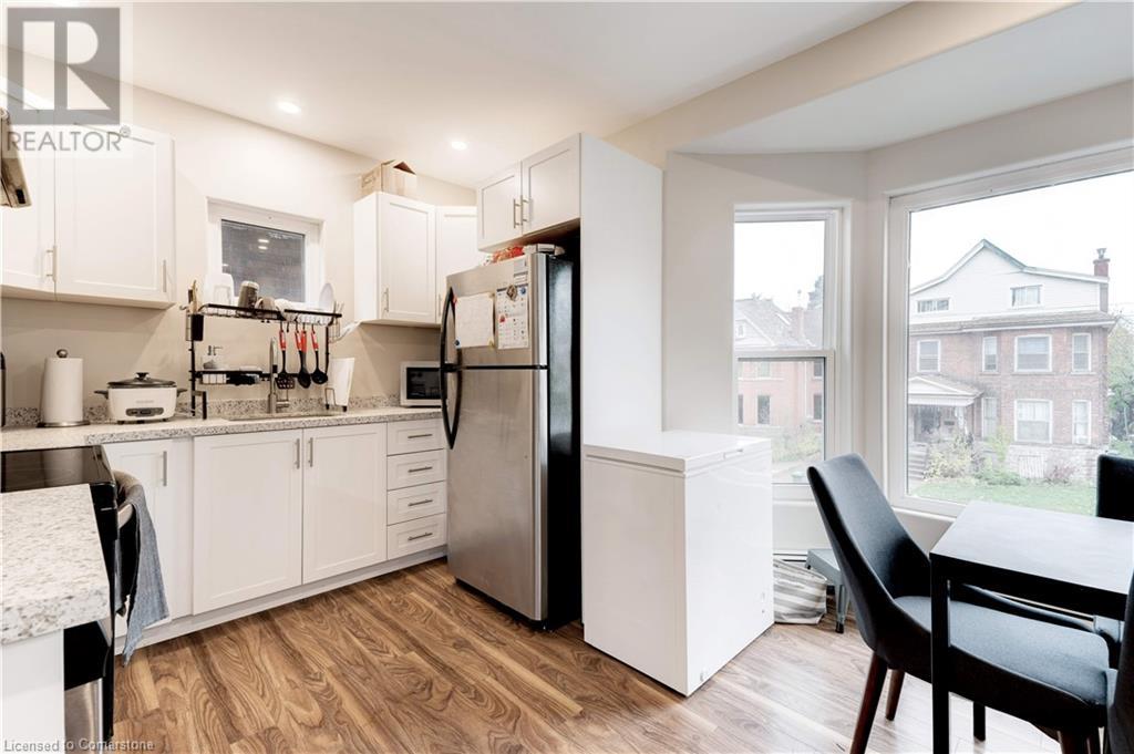 152 Sanford Avenue SHamilton, Ontario  L8M 2G9 - Photo 23 - 40679768