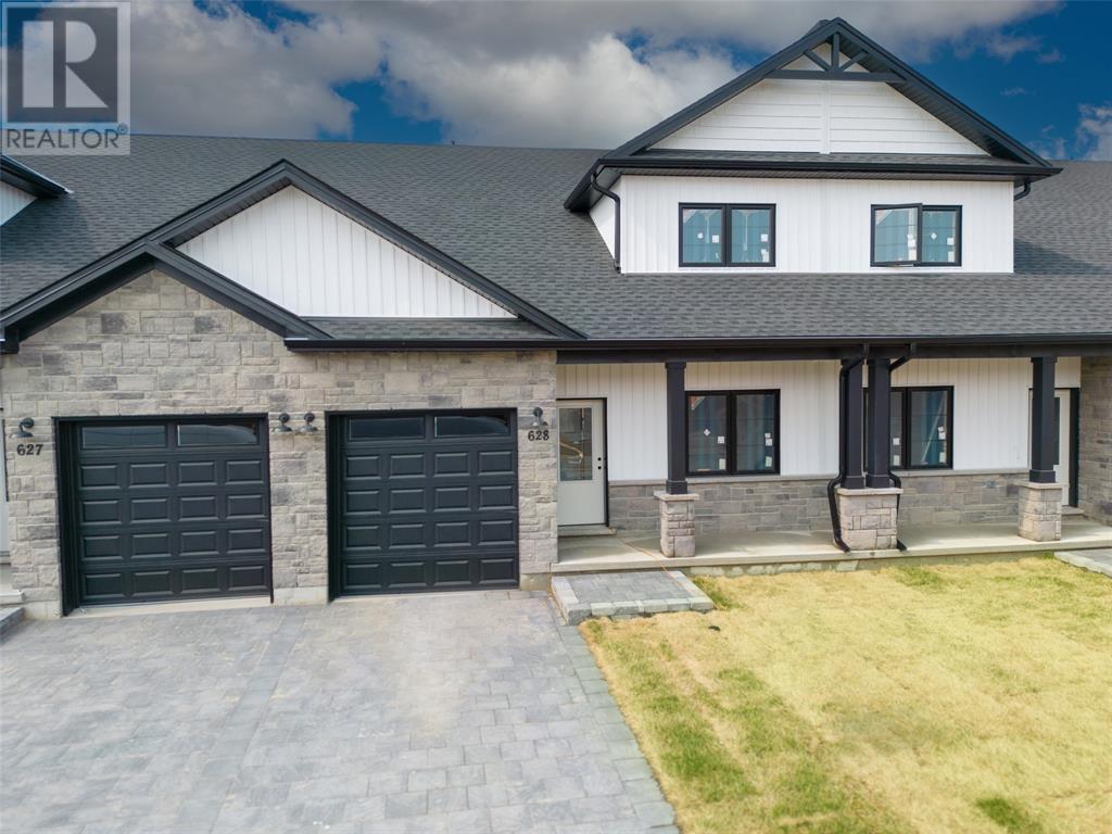 522 ANISE LANE, Sarnia, Ontario