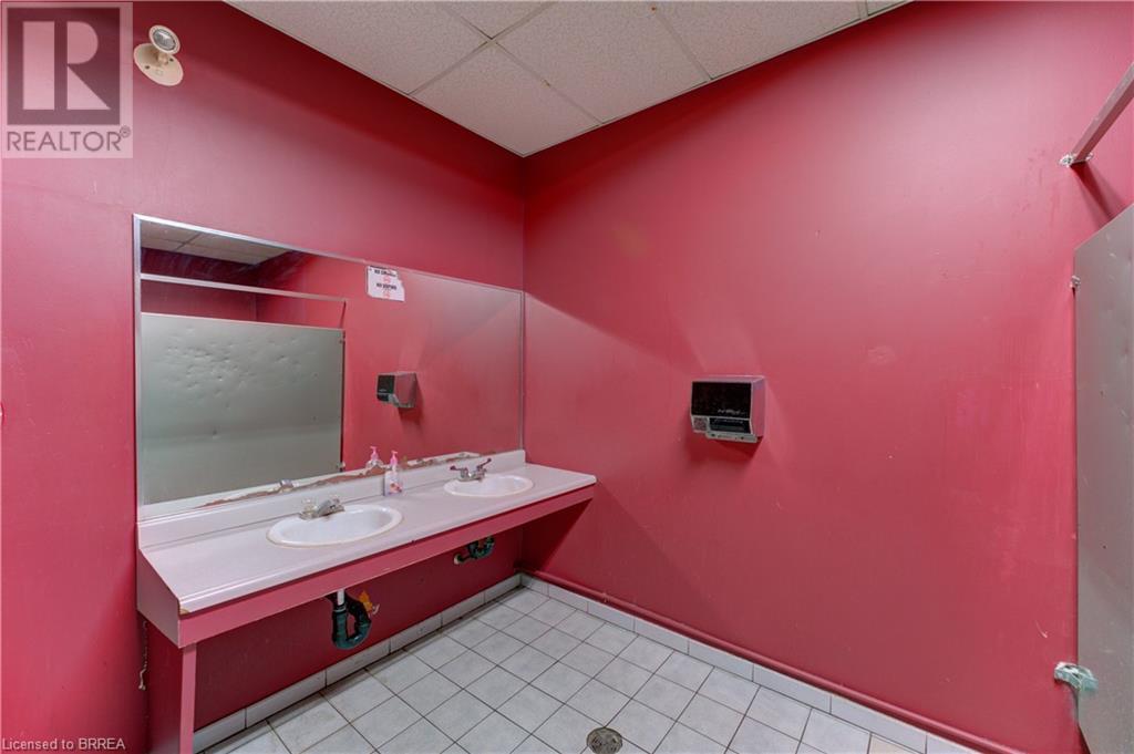 603 Colborne Street Unit# 8 & 9, Brantford, Ontario  N3S 7S8 - Photo 11 - 40673947