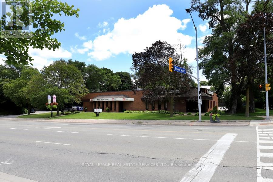 1654 Lakeshore Road W, Mississauga (Clarkson), Ontario  L5J 1J3 - Photo 10 - W10441520