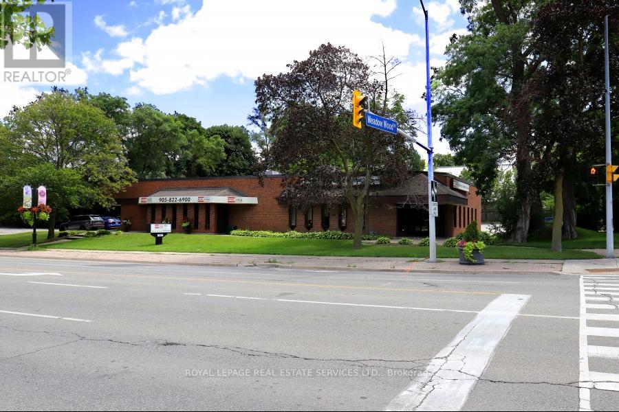 1654 Lakeshore Road W, Mississauga (Clarkson), Ontario  L5J 1J3 - Photo 9 - W10441520