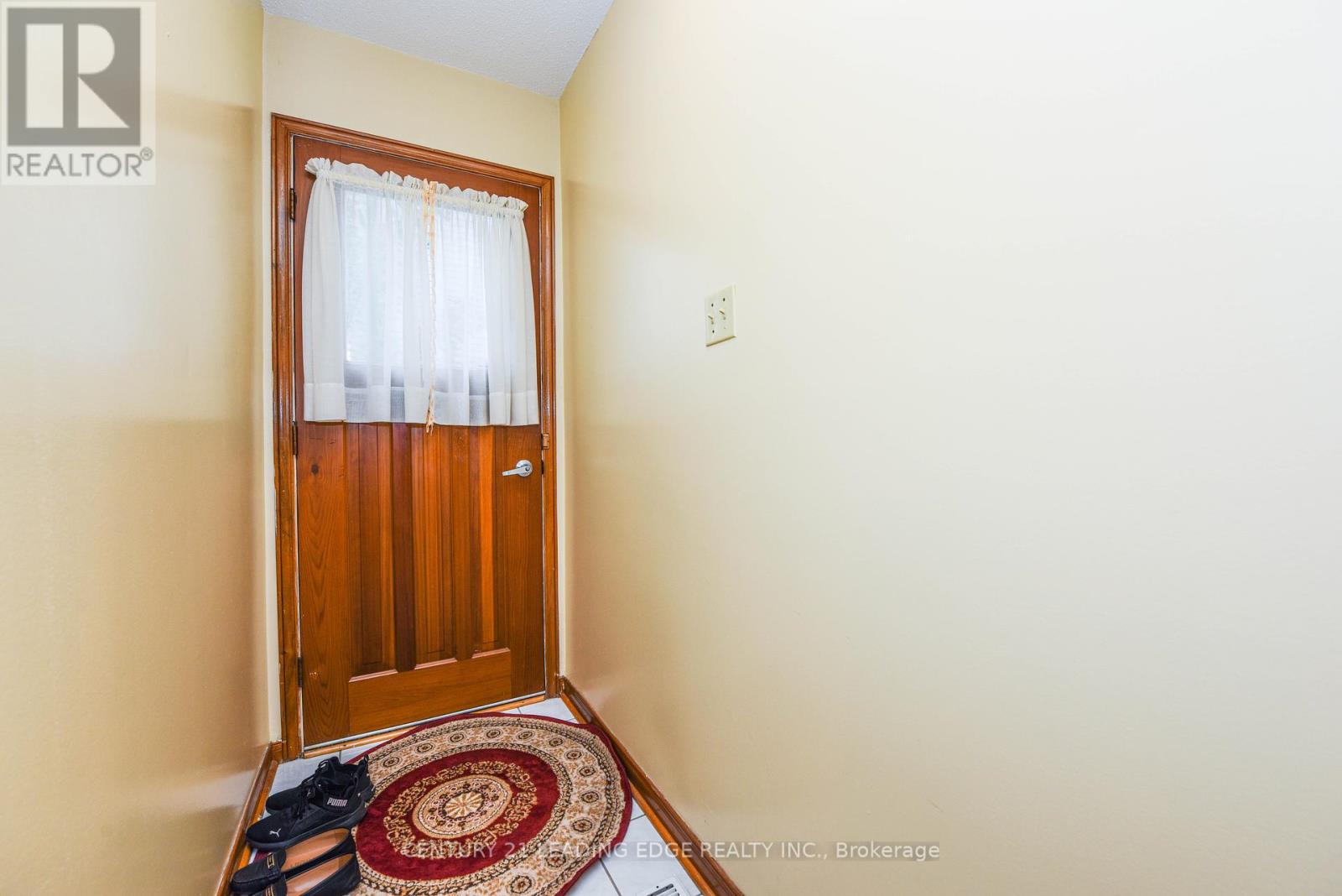 60a Sentinel Road, Toronto, Ontario  M3J 3T6 - Photo 36 - W10441033