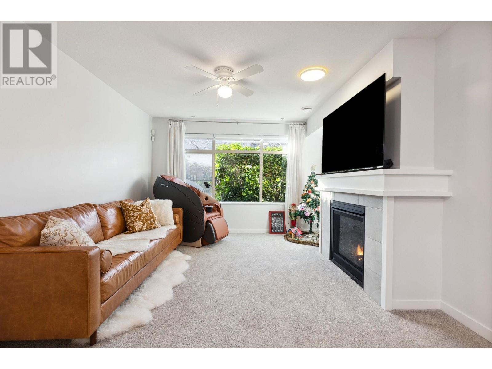 Listing Picture 2 of 34 : 105 9299 TOMICKI AVENUE, Richmond / 烈治文 - 魯藝地產 Yvonne Lu Group - MLS Medallion Club Member