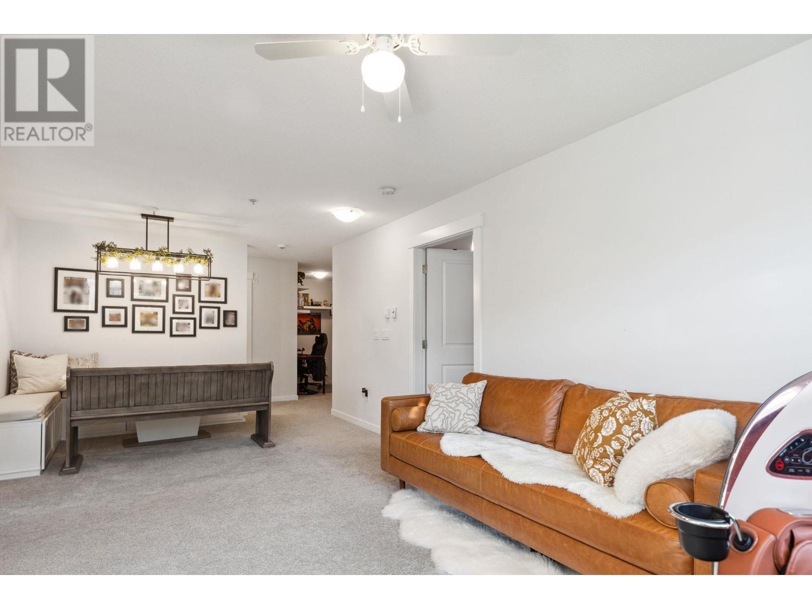 Listing Picture 5 of 34 : 105 9299 TOMICKI AVENUE, Richmond / 烈治文 - 魯藝地產 Yvonne Lu Group - MLS Medallion Club Member