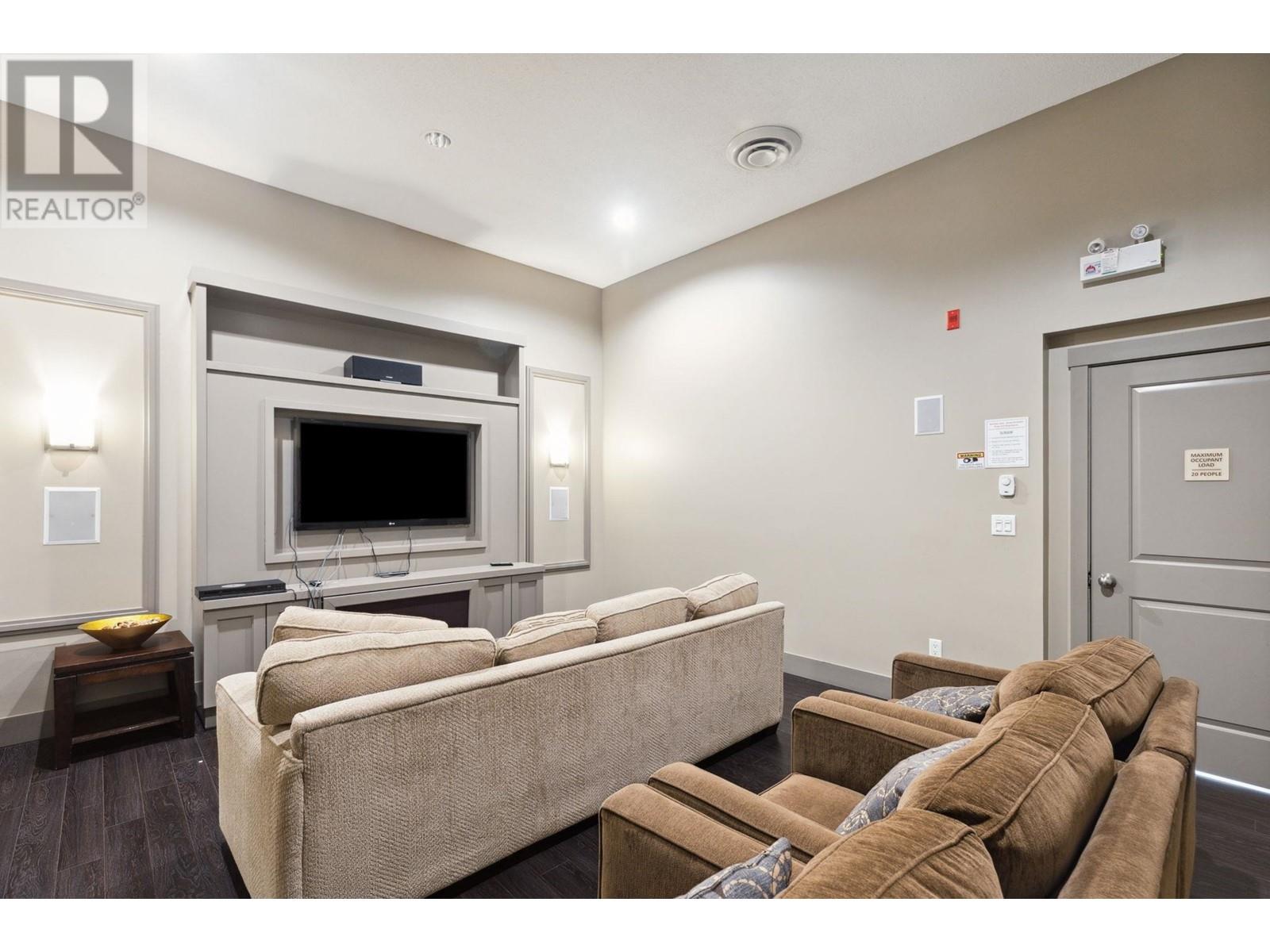Listing Picture 30 of 34 : 105 9299 TOMICKI AVENUE, Richmond / 烈治文 - 魯藝地產 Yvonne Lu Group - MLS Medallion Club Member