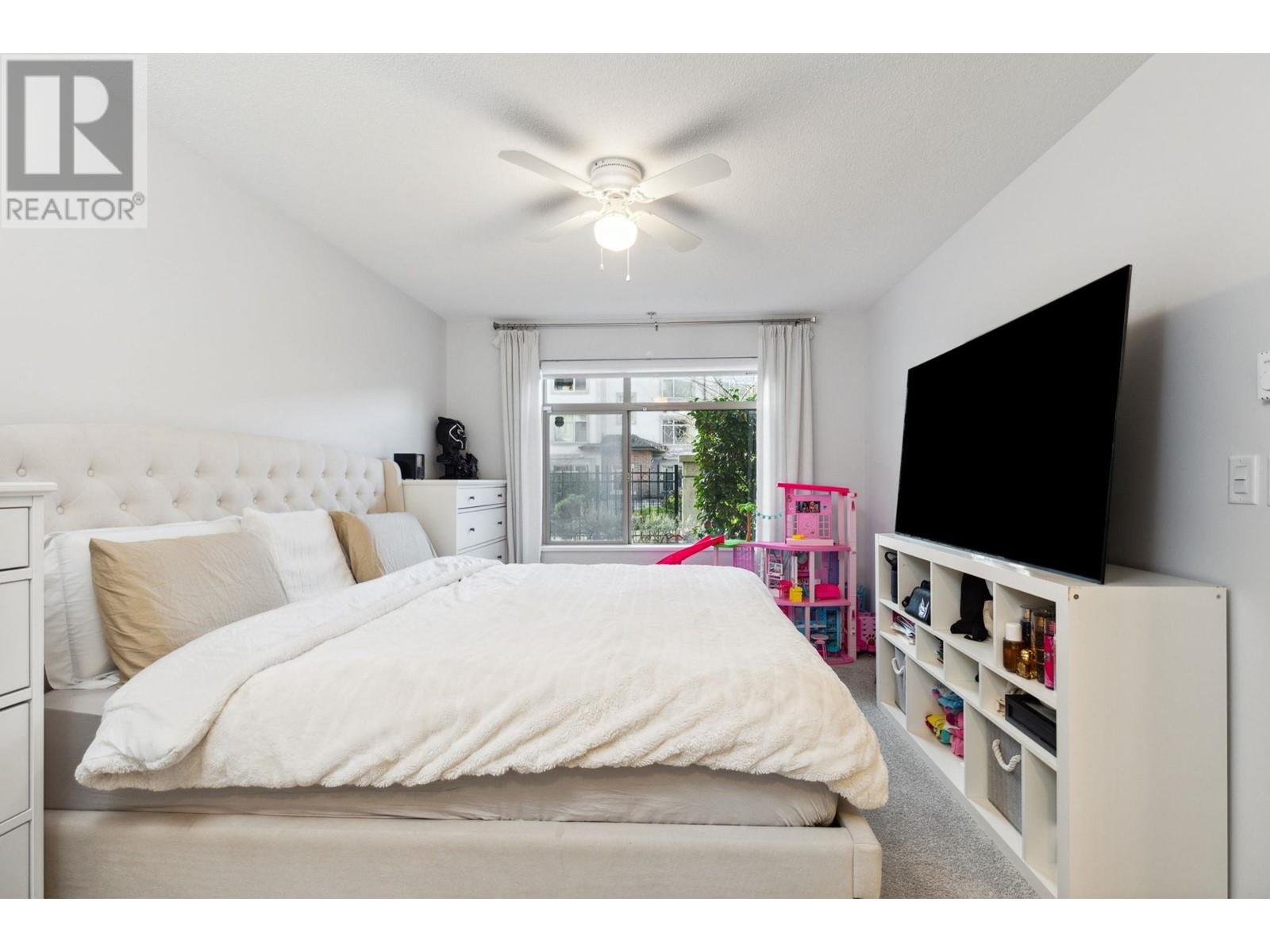 Listing Picture 13 of 34 : 105 9299 TOMICKI AVENUE, Richmond / 烈治文 - 魯藝地產 Yvonne Lu Group - MLS Medallion Club Member