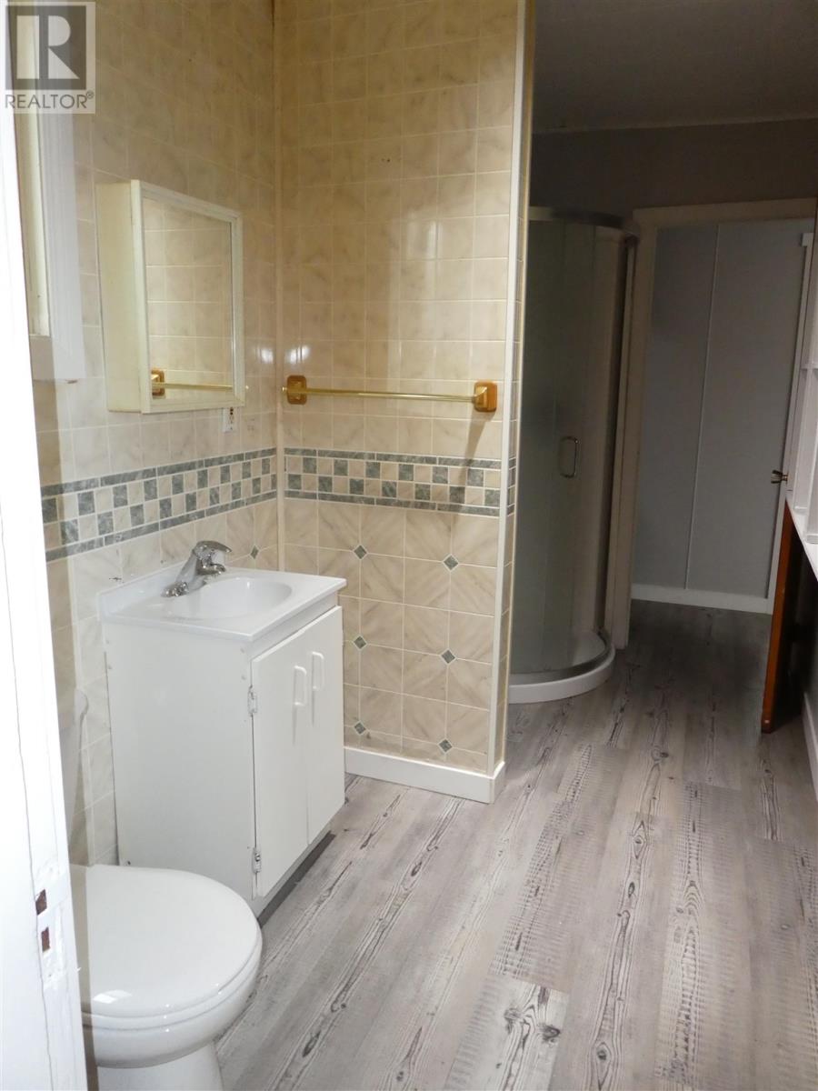 208 Third Ave Se, Geraldton, Ontario  P0T 1M0 - Photo 17 - TB243571