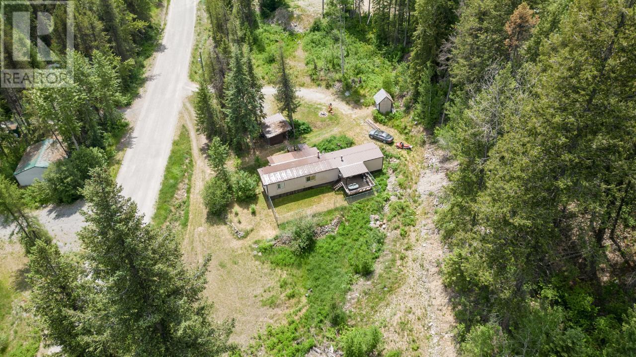 9881 Estates Road, Cranbrook, British Columbia  V0B 2A0 - Photo 23 - 10328959