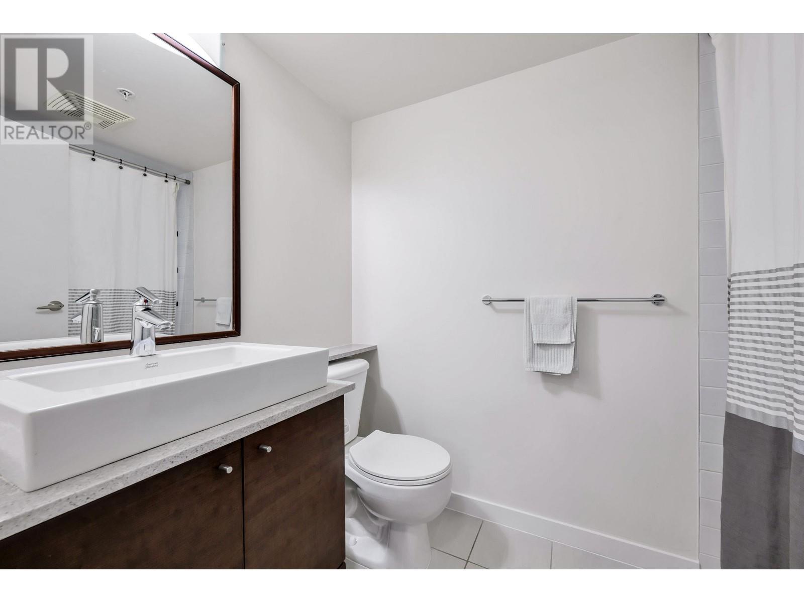 Listing Picture 17 of 31 : 1105 4118 DAWSON STREET, Burnaby / 本拿比 - 魯藝地產 Yvonne Lu Group - MLS Medallion Club Member