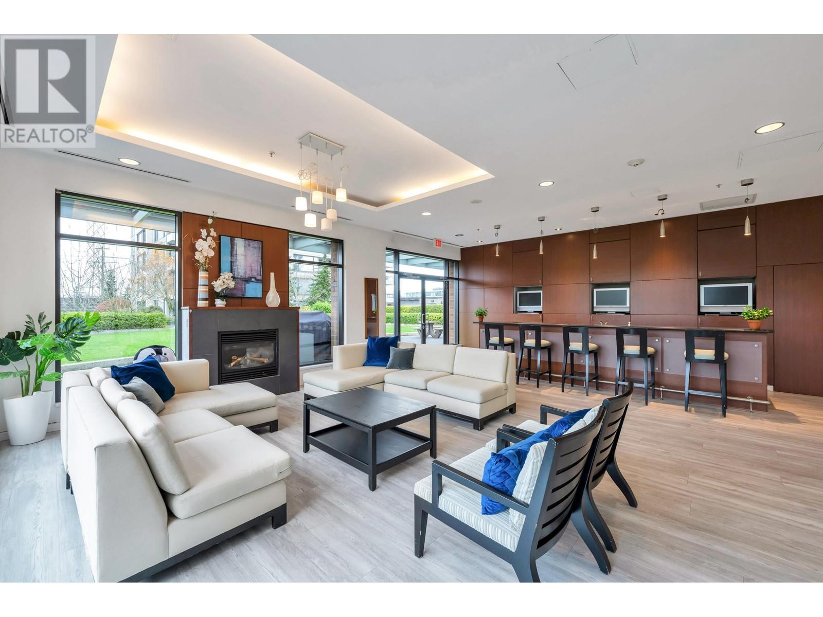 Listing Picture 27 of 31 : 1105 4118 DAWSON STREET, Burnaby / 本拿比 - 魯藝地產 Yvonne Lu Group - MLS Medallion Club Member