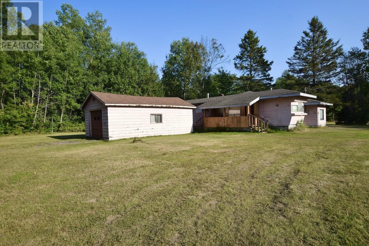 7 Eley RD, Iron Bridge, Ontario