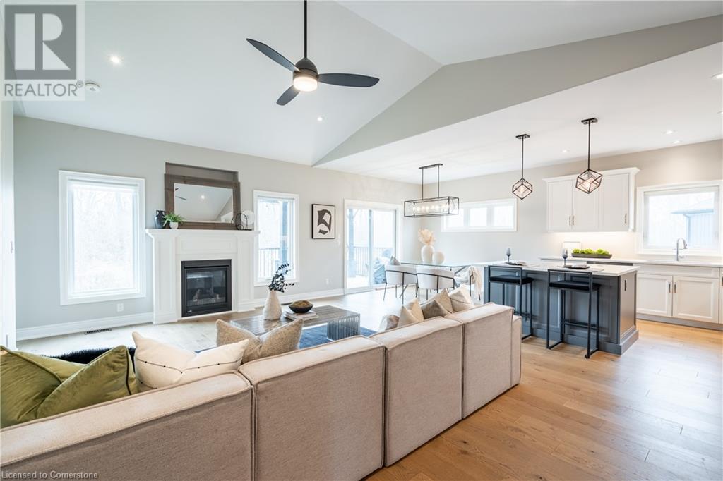 1040 Kettle Court, Fort Erie, Ontario  L2A 0E7 - Photo 9 - 40676320