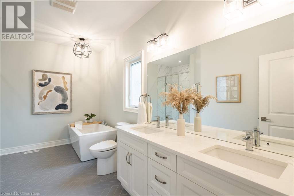 1040 Kettle Court, Fort Erie, Ontario  L2A 0E7 - Photo 29 - 40676320