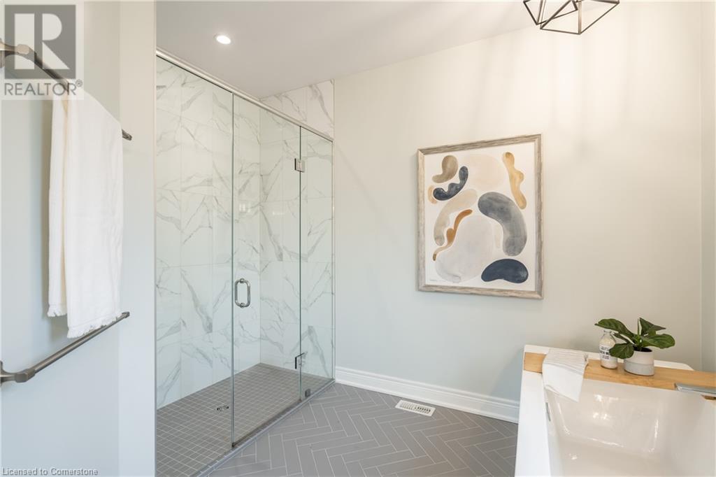 1040 Kettle Court, Fort Erie, Ontario  L2A 0E7 - Photo 30 - 40676320