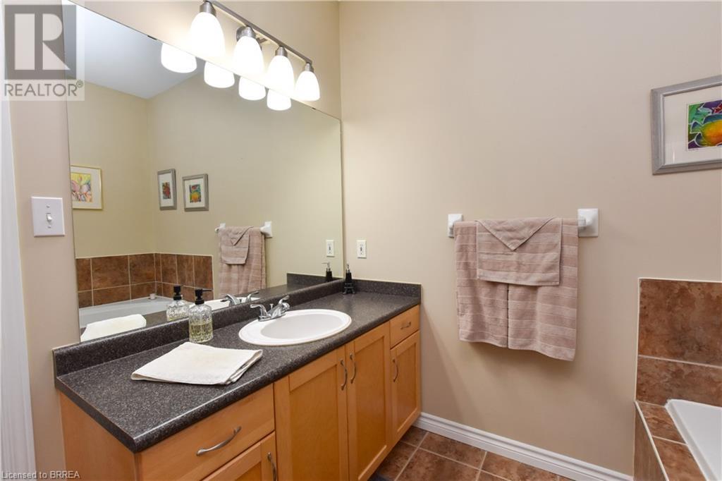 10 Cobblestone Drive Unit# 52, Paris, Ontario  N3L 4G1 - Photo 20 - 40679903