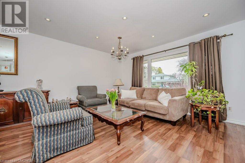367 Yale Crescent, Oakville, Ontario  L6L 3L6 - Photo 5 - 40678950
