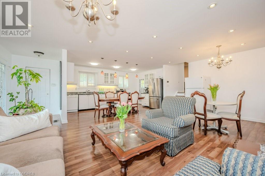 367 Yale Crescent, Oakville, Ontario  L6L 3L6 - Photo 7 - 40678950