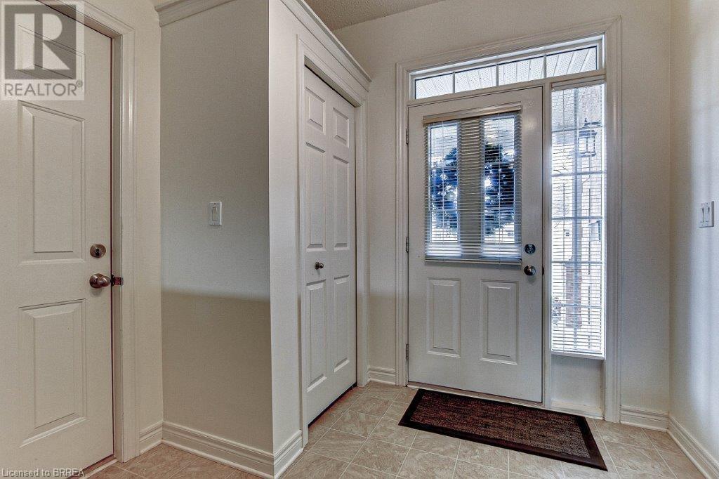 2025 Meadowgate Boulevard Unit# 185, London, Ontario  N6M 1K9 - Photo 3 - 40679971