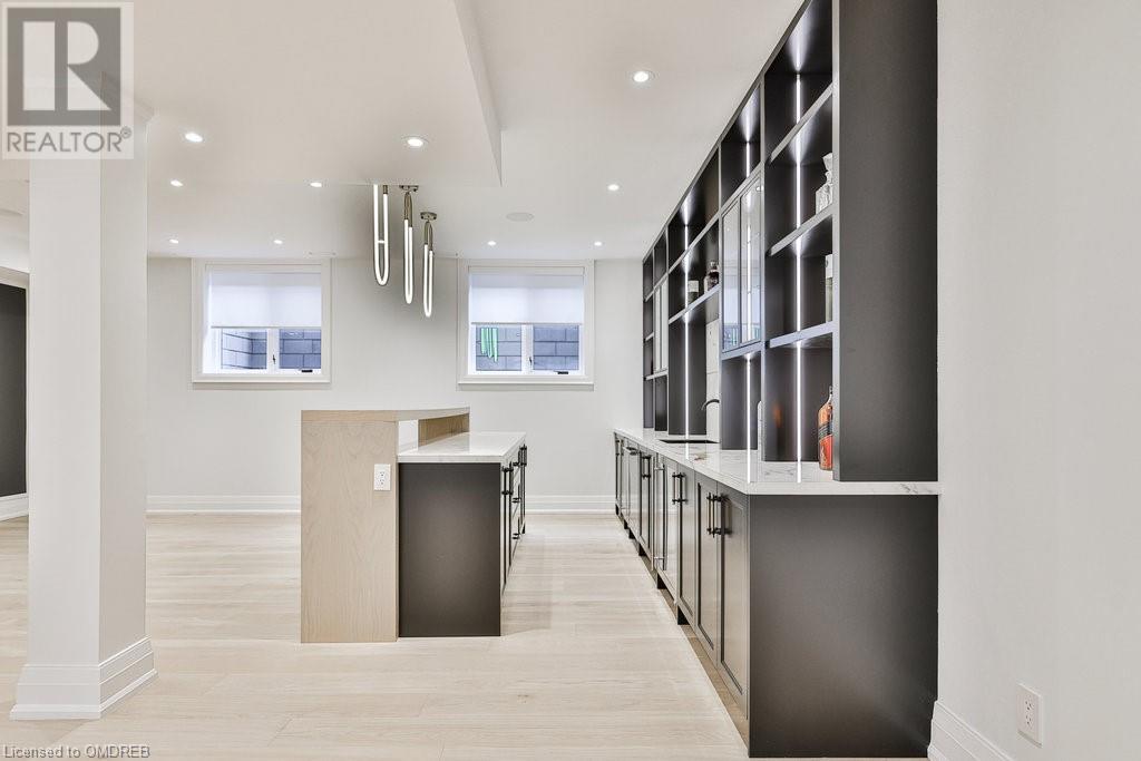 556 Fourth Line, Oakville, Ontario  L6L 5A7 - Photo 25 - 40680159