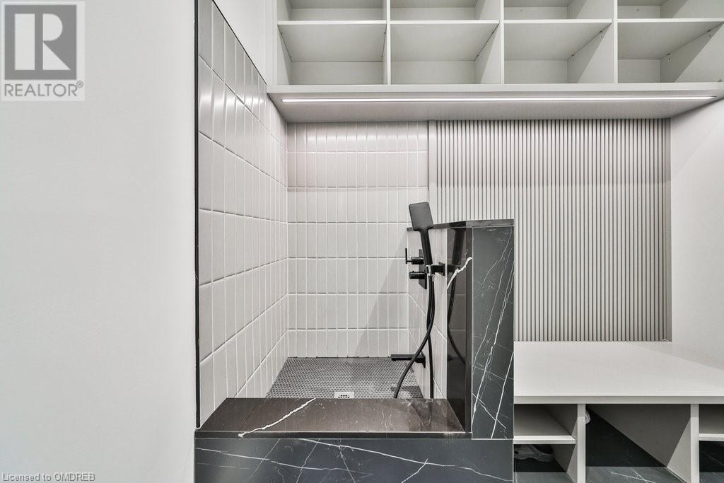 556 Fourth Line, Oakville, Ontario  L6L 5A7 - Photo 28 - 40680159