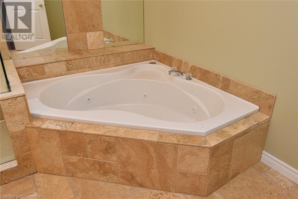 25 Hamilton Street South Street Unit# 11, Hamilton, Ontario  L0R 2H4 - Photo 42 - 40679409