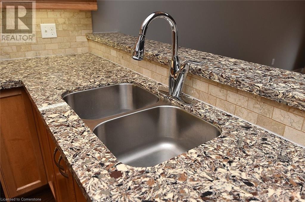 25 Hamilton Street South Street Unit# 11, Hamilton, Ontario  L0R 2H4 - Photo 16 - 40679409