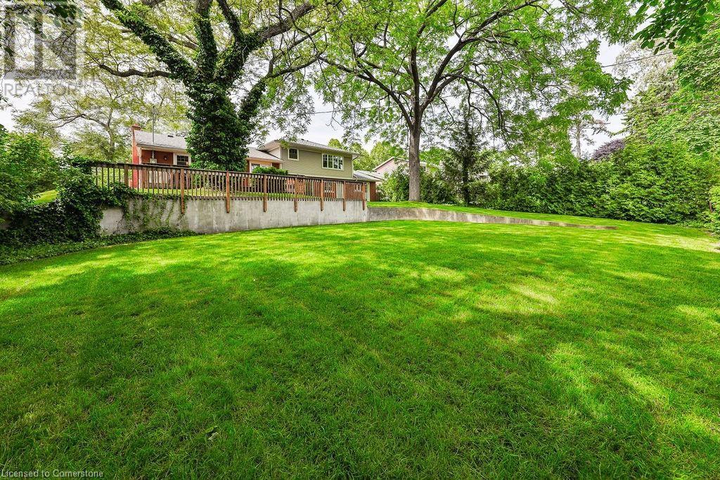 203 Penn Drive, Burlington, Ontario  L7N 2B6 - Photo 18 - 40679423