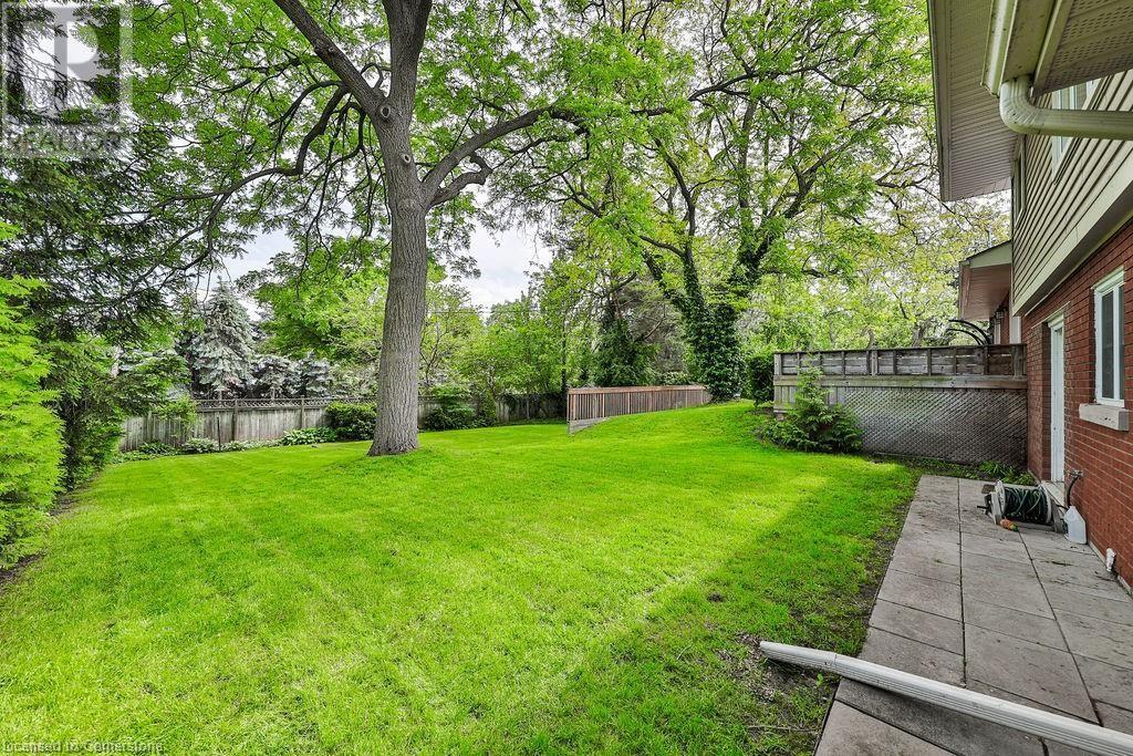 203 Penn Drive, Burlington, Ontario  L7N 2B6 - Photo 26 - 40679423