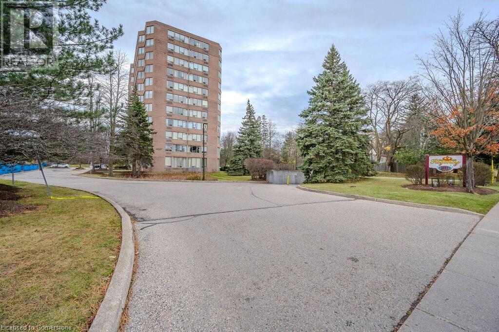 3227 King Street E Unit# 301, Kitchener, Ontario  N2A 3Z9 - Photo 2 - 40679209