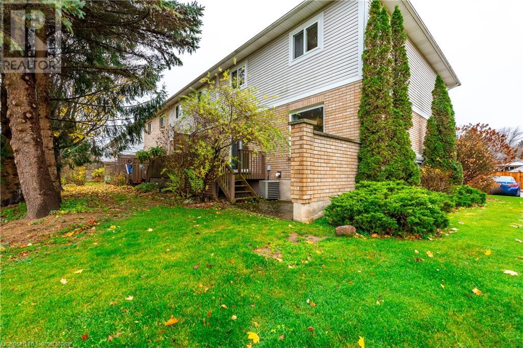 25 Meadowvale Drive Unit# 1Fonthill, Ontario  L0S 1E4 - Photo 38 - 40680147