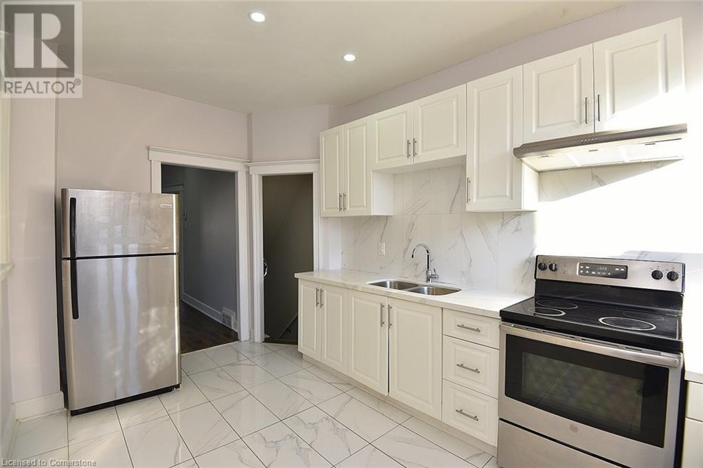 154 Park Street N, Hamilton, Ontario  L8R 2N3 - Photo 7 - 40680164