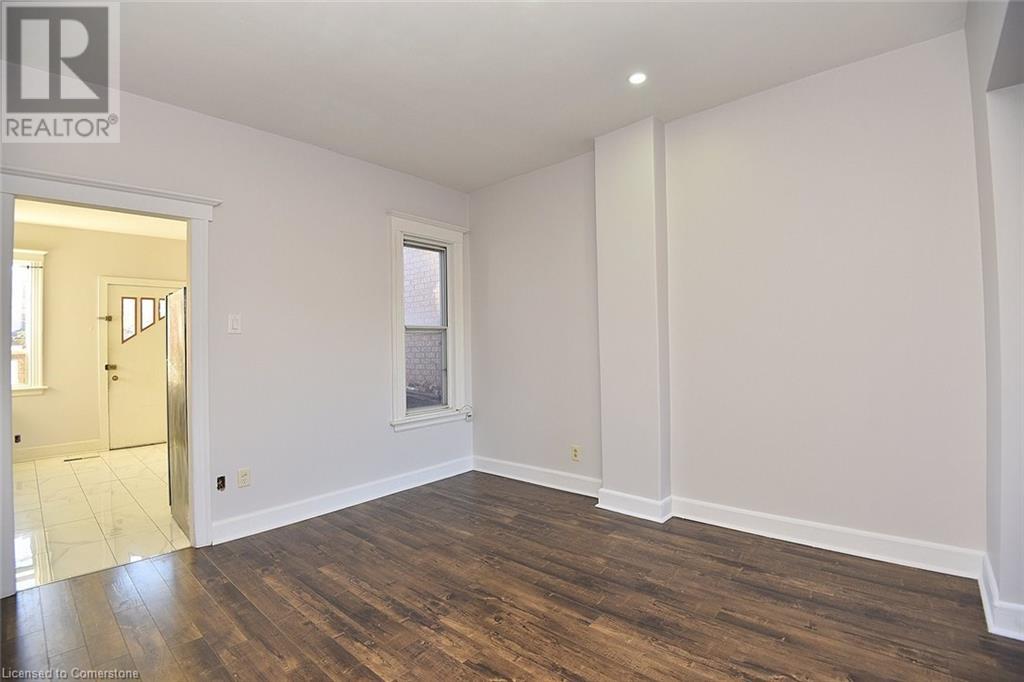 154 Park Street N, Hamilton, Ontario  L8R 2N3 - Photo 5 - 40680164
