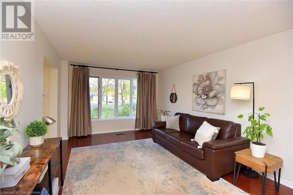 570 Harmony Avenue, Burlington, Ontario  L7N 3S8 - Photo 10 - 40680177