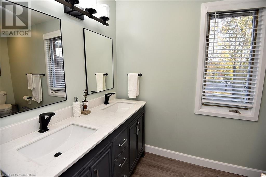 570 Harmony Avenue, Burlington, Ontario  L7N 3S8 - Photo 34 - 40680177