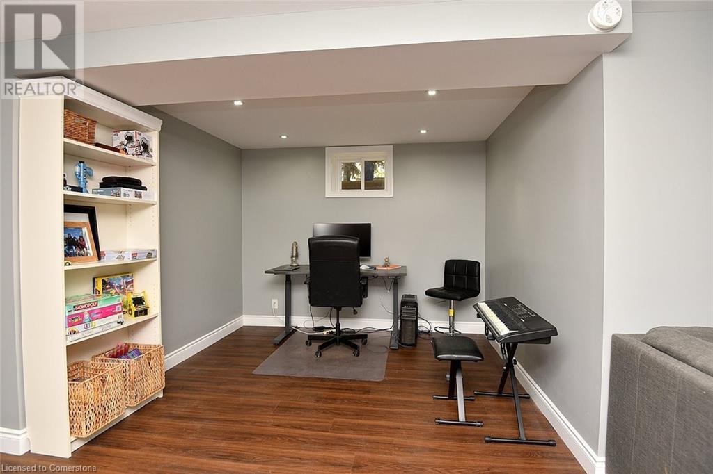 570 Harmony Avenue, Burlington, Ontario  L7N 3S8 - Photo 40 - 40680177