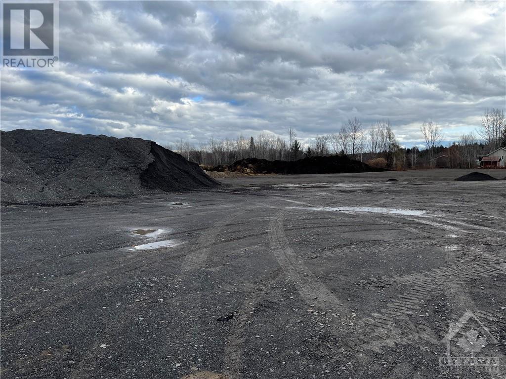 820 Summit Private, Rockland, Ontario  K4K 1K7 - Photo 4 - 1421168