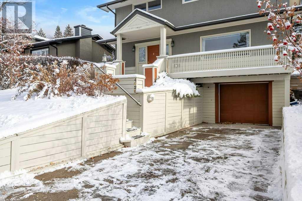 4028 Chatham Place Nw, Calgary, Alberta  T2L 0Z6 - Photo 2 - A2180202