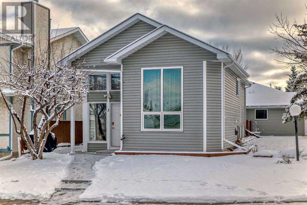 3 Sanderling Hill Nw, Calgary, Alberta  T3K 3B8 - Photo 2 - A2180222