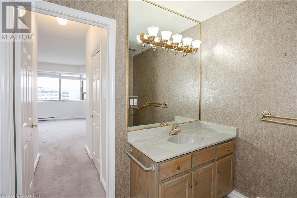 67 Caroline Street S Unit# 1801, Hamilton, Ontario  L8P 3K6 - Photo 10 - 40680208