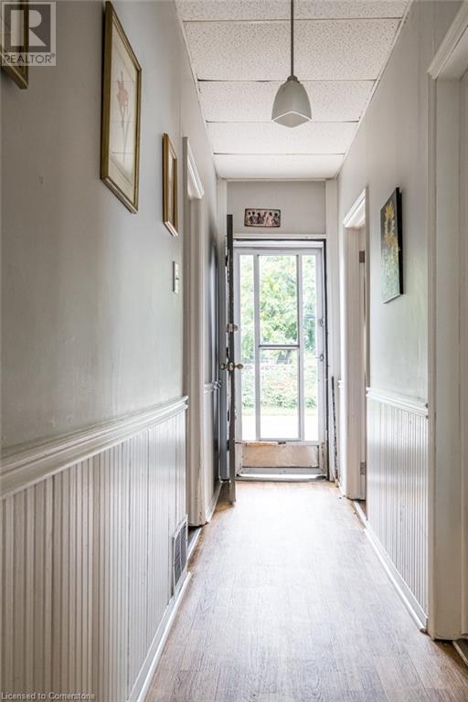 1125 Cannon Street E, Hamilton, Ontario  L8L 2J7 - Photo 3 - 40680229