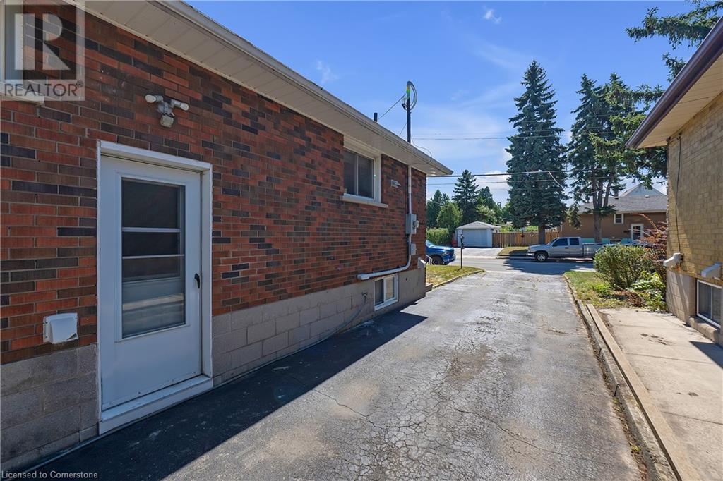49 Cheryl Avenue Unit# Lower, Hamilton, Ontario  L8V 1Y4 - Photo 3 - 40680320