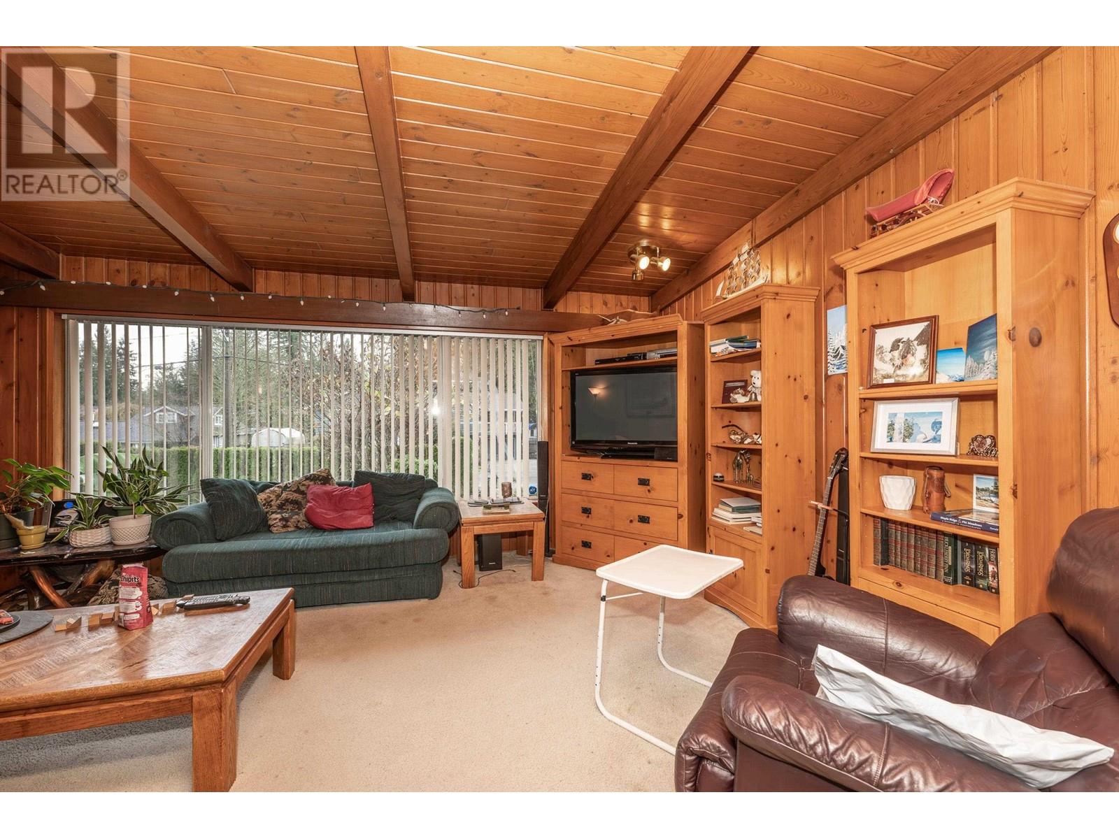 Property at 12250 SKILLEN STREET image 3